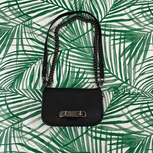 Coach Black Swagger Shoulder Bag 20 in Glove Tanned Leather